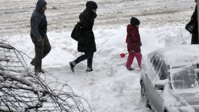 Сложна остава зимната обстановка в Област Бургас