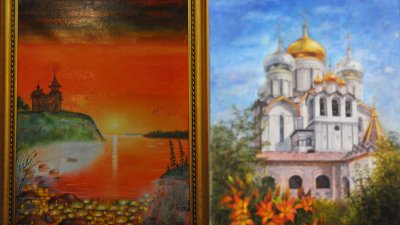 Картини на едни от най-известните руски храмове са включени в експозицията