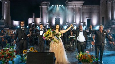 Соня Йончева се завърна триумфално в родния Пловдив. Снимки State Opera