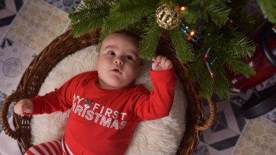 Светлозар е на 6 месеца и това е първата му Коледа