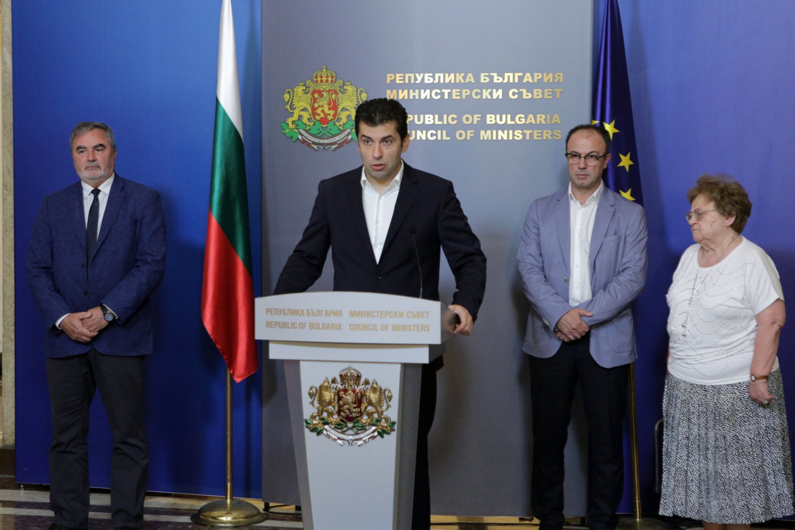 Ограничения няма да бъдат въвеждани, заяви премиерът в оставка Кирил Петков. Снимка БТА