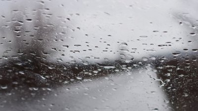 Вече трето денонощие не спира да вали в Източна България. Снимката е илюстративна