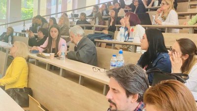 42-ма студентите участваха в научния форум. Снимки Универстите проф. д-р Асен Златаров