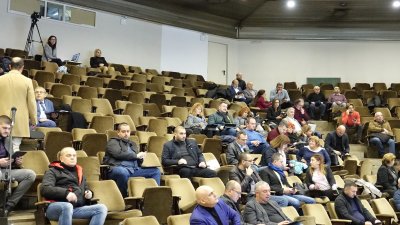Решението за отпускане на средствата бе гласувано на сесия на местния парламент. Снимки ОбС Варна