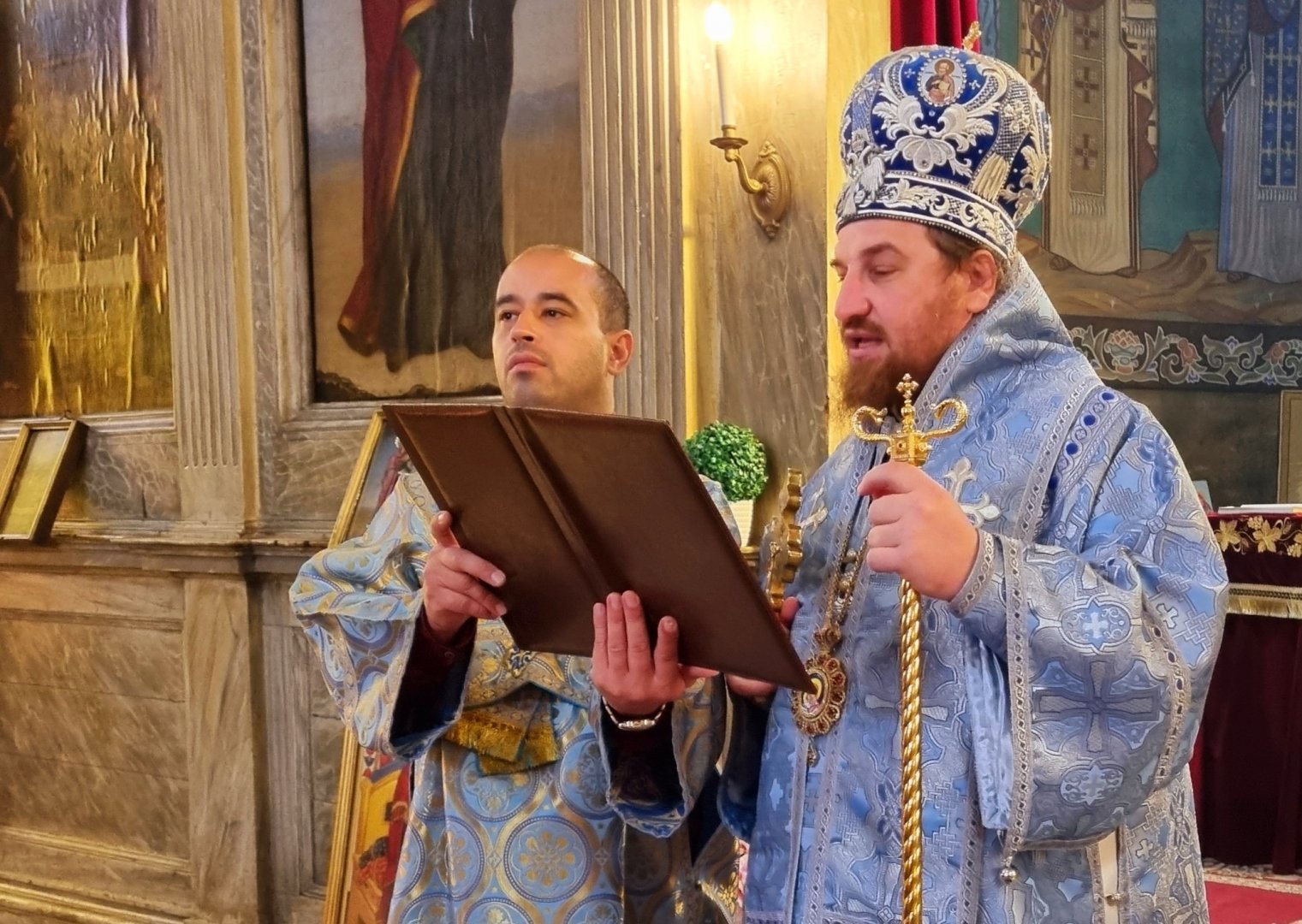 Агатополският епископ Иеротей произнесе словото си за свети Николай. Снимка Добрин Велев