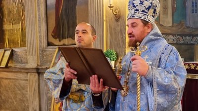 Агатополският епископ Йеротей не е включен в списъка с достоизбираеми епископи