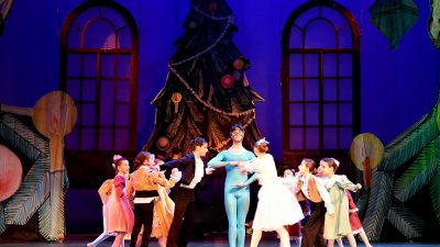 Лешникотрошачката е най-празничният спектакъл, който радва всички по време на Коледа. Снимки Опера Бургас
