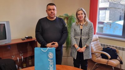 Официалният представител на УНИЦЕФ България Кристина де Бройн се срещна с кмета на Свети Влас Иван Николов. Снимка кметсво Свети Влас