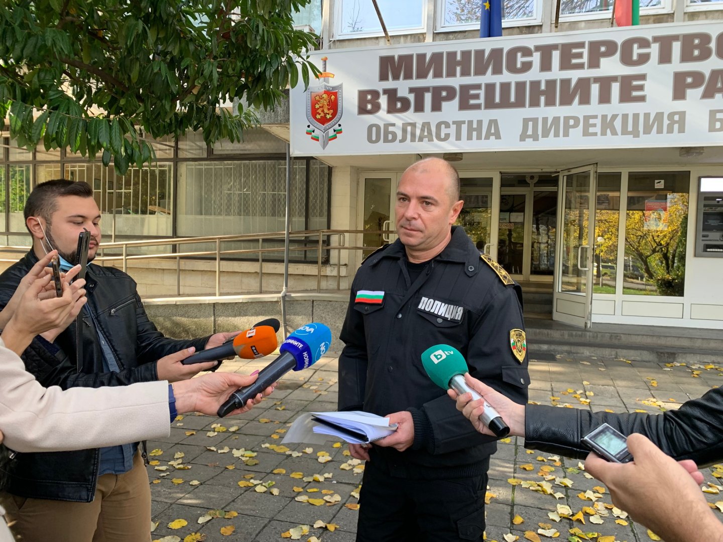 Провеждаме операции по установяване на купения вот, заяви комисар Калоянов. Снимка ОД на МВР
