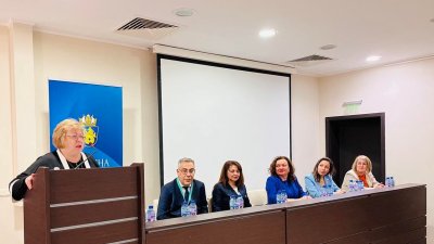 Форумът бе открит от ректора на университета проф. Магдалена Миткова. Снимки университет Проф. д-р Асен Златаров