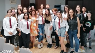 Срещата днес бе с ученици от ПГТ Проф. д-р Асен Златаров. Снимки ОД на МВР