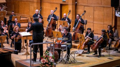 Плевенската филхармония изпълнява три произведения на Христо Йоцов. Снимки Плевенска филхармония