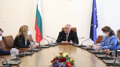 Спирането на имунизацията е разпоредено от премиера Бойко Борисов на днешното работно заседание. Снимка Министерски съвет