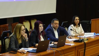 Решението за новата клетка на депото бе взето с пълно мнозинство на заседание на местния парламент. Снимки ОбС Варна