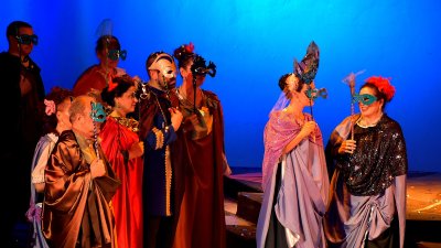 Представлението на Бал с маски е на 30-ти март на сцената на Операта. Снимки Държавна опера Бургас