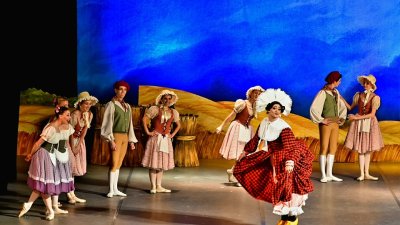Балетният спектакъл Зле опазеното момиче може да с егледа на 17-ти февруари в Операта. Снимки Държавна опера Бургас