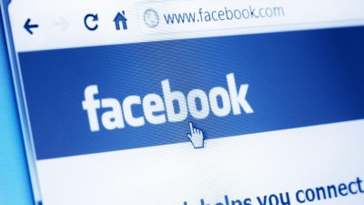 Хиляди потребители на социалната мрежа нямат достъп до профилите си
