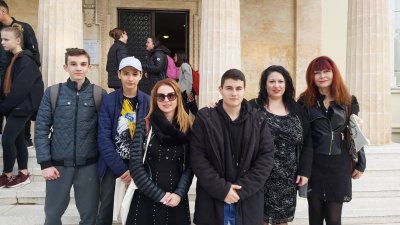 Екипът от ученици и учители проведе мобилността в Кипър. Снимки ПГМЕЕ