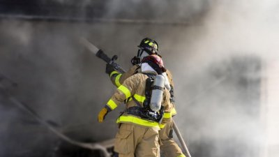 Пожарът е потушен от два противопожарени екипа и шестима огнеборци. Снимката е илюстративна