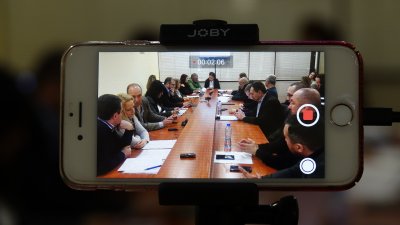 Съветниците разгледаха докладната на кмета на Варна Иван Портних. Снимка ОбС - Варна