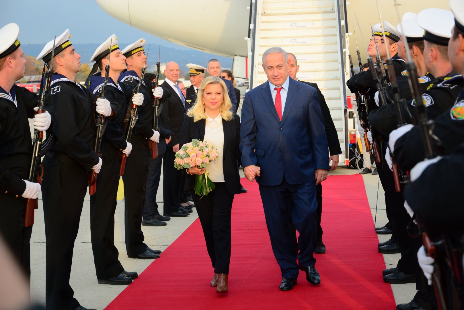 Министър–председателят на Израел Бенямин Нетаняху пристигна във Варна със съпругата си Сара. Снимки Община Варна