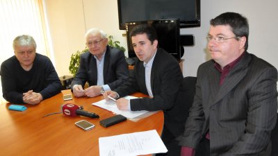 От БСП съобщиха, че над 100 са номинирани за евродепутати от Бургас. Снимка Лина Главинова
