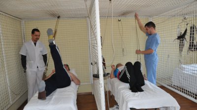 Учениците имат и практика в специализирана болница. Снимка Архив Черноморие-бг