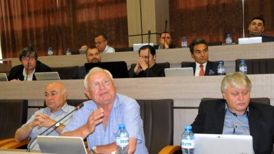 Кирил Петков (на първия ред в средата) бе общински съветник от БСП от мандат 2015-2019 г. Снимка Архив Черноморие-бг