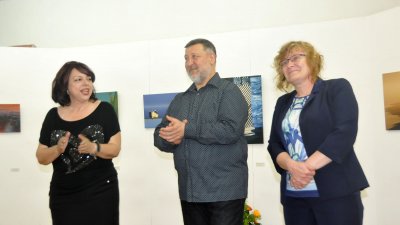 БФО откри изложбата си в залата на галерия Петко Задгорски. Снимки Лина Главинова