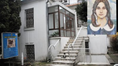 Родната къща на Петя Дубарова, която днес е дом-музей. Снимки Лина Главинова