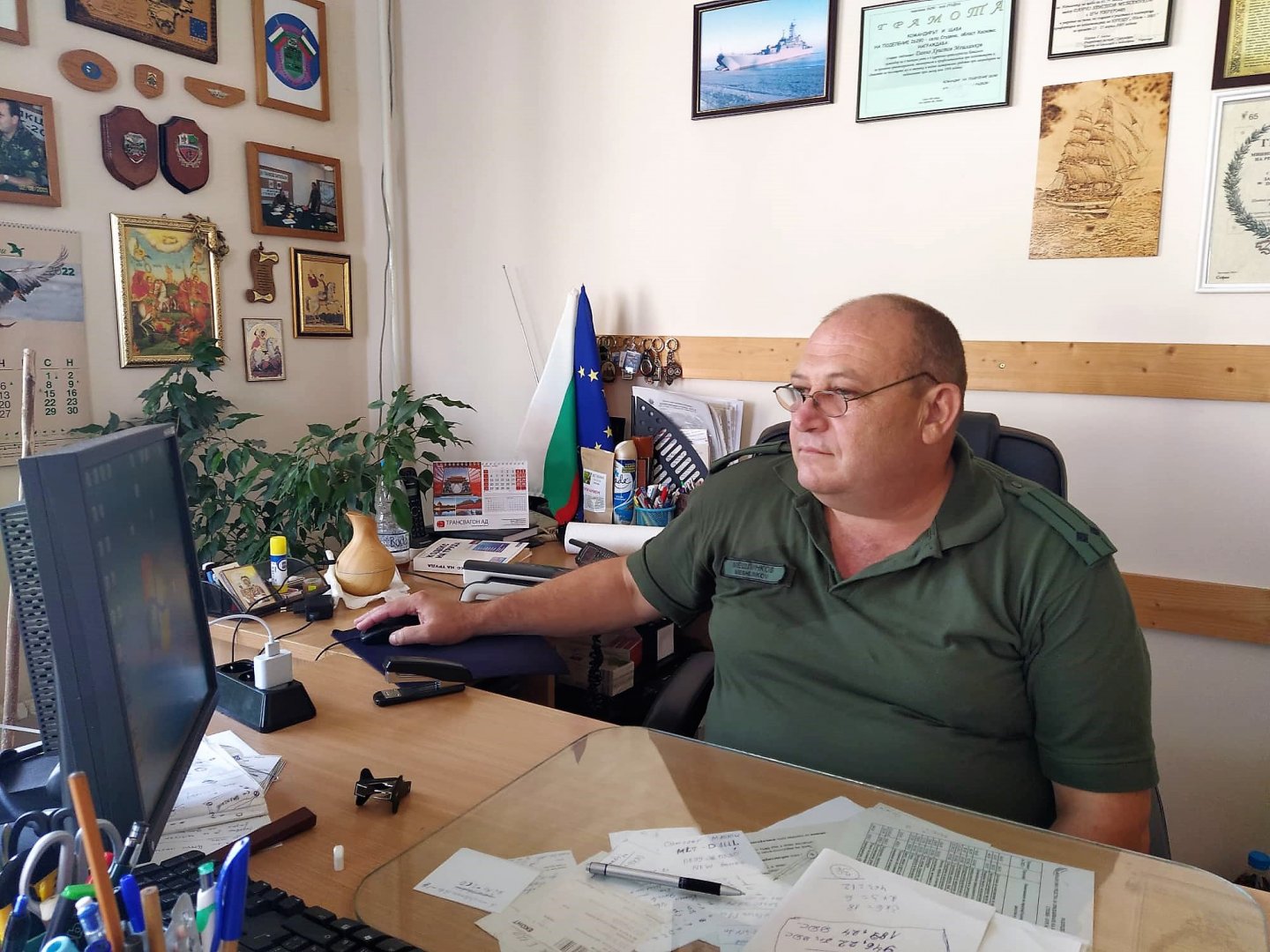 Срочната служба се изпълнява от резервиста за срок от 6 месеца, каза подполковник Данчо Мешлинков - началник на Военно окръжие Бургас