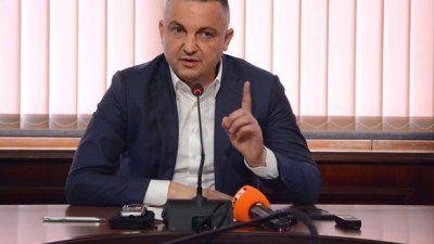 Настоящият кмет на Варна води на първи тур с малка преднина