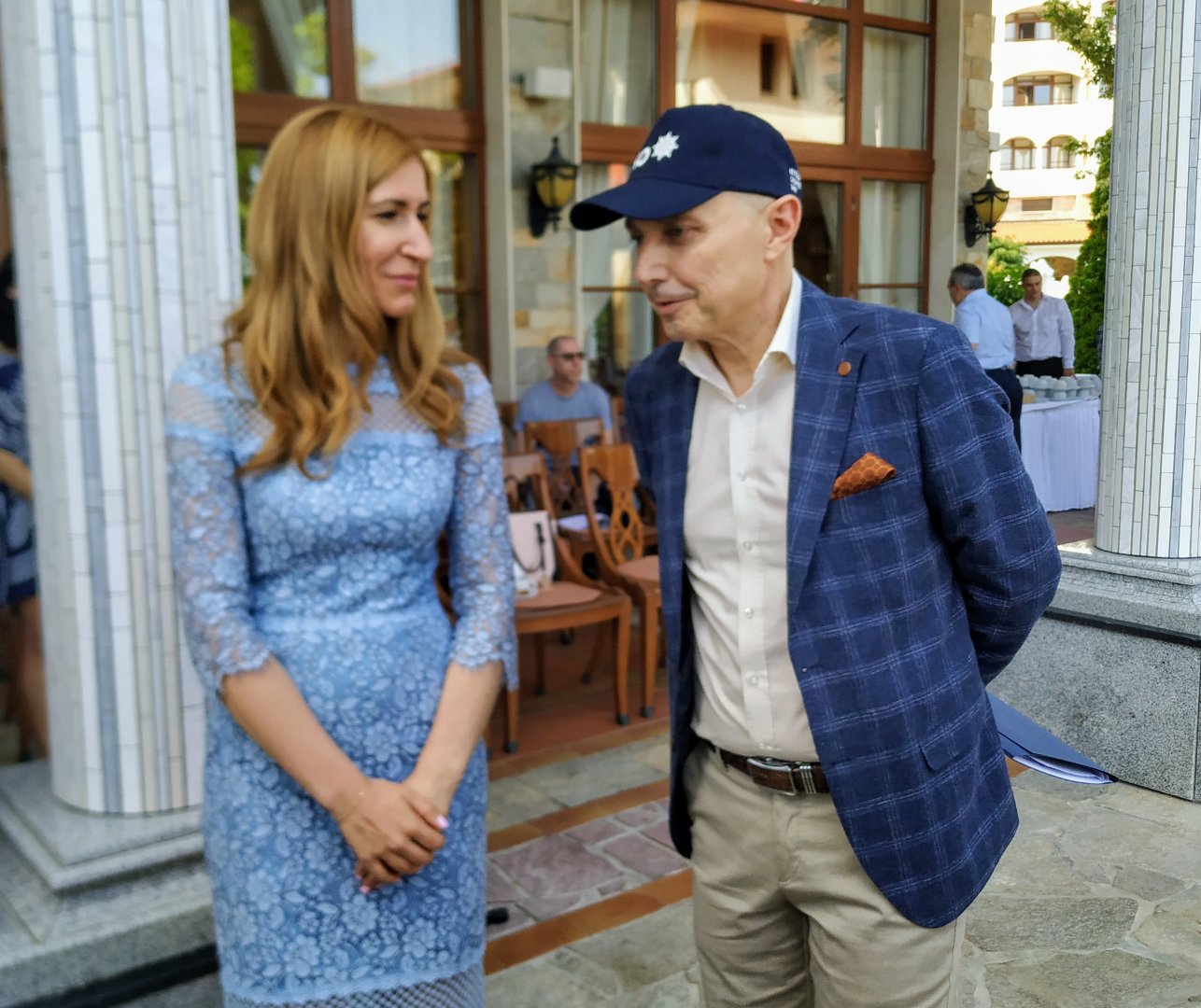 Министър Ангелкова и изпълнителният директор на Слънчев бряг АД Златко Димитров споделиха впечатленията си от началото на сезона