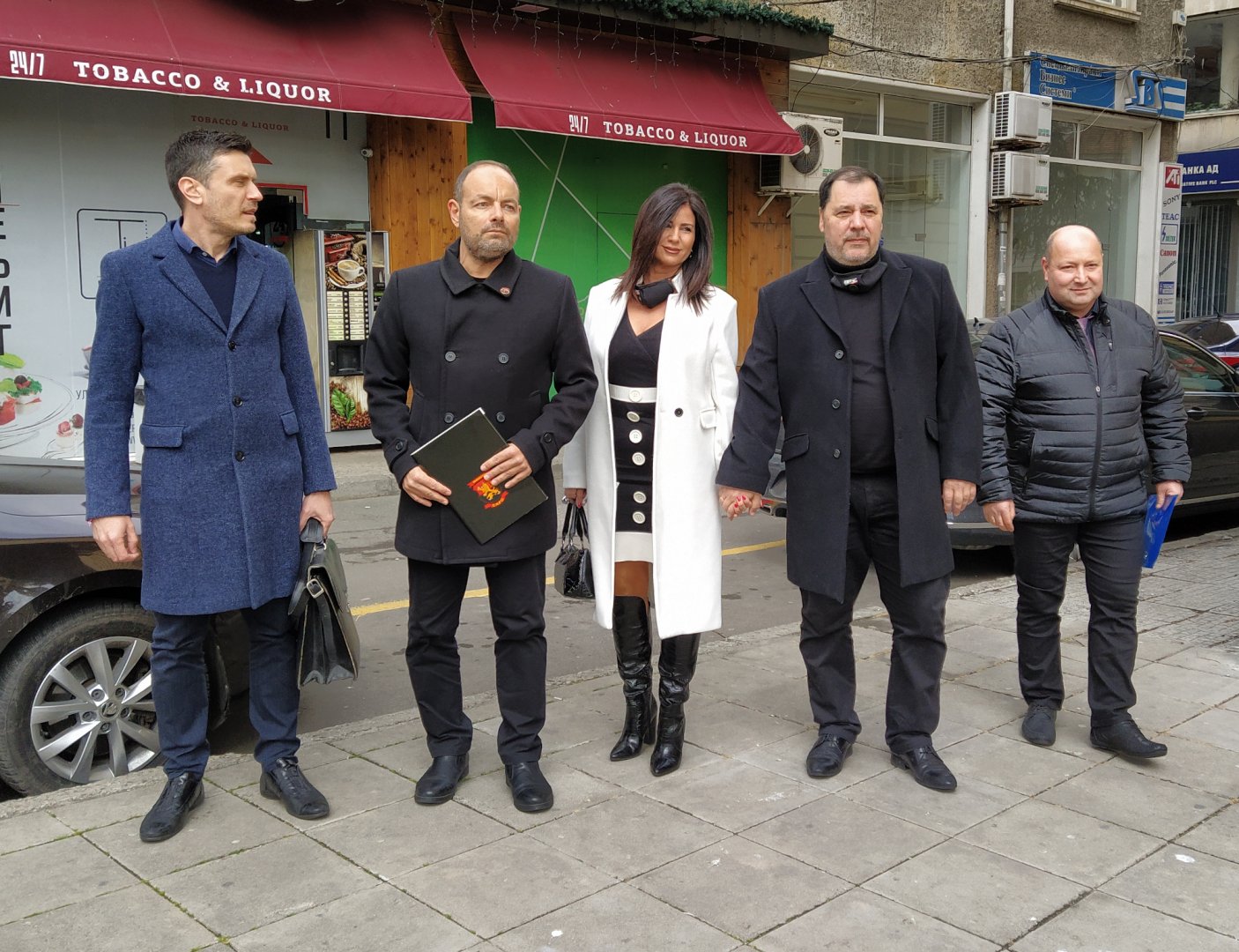 На изборите през април Георги Манев (вторият отдясно наляво) бе втори в листата на ВМРО. Снимка Архив
