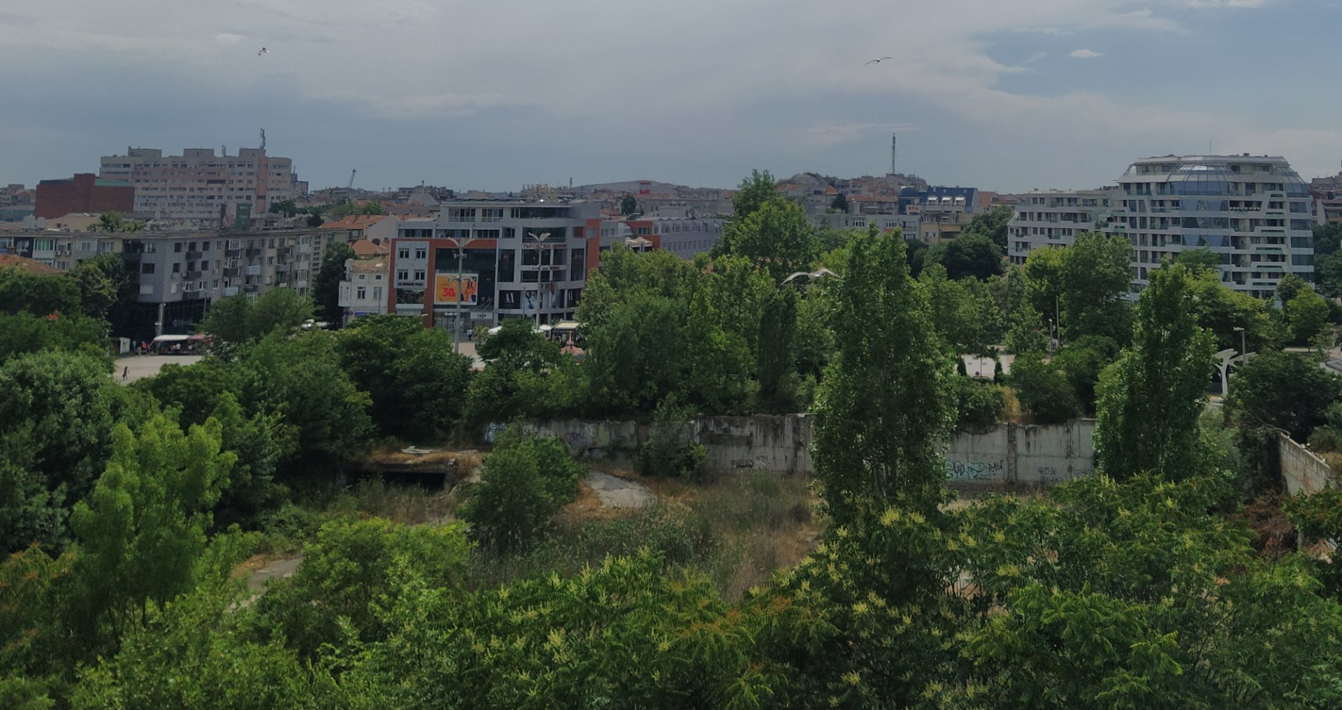 Така изглежда Дупката в центъра на Бургас днес. Снимка Авторът