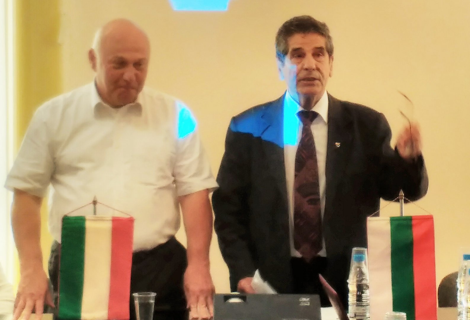 Делегацията от Унгария е в Бургас по покана на председателя на БТПП Цанко Иванов (вдясно). Снимки Лина Главинова