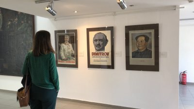 Музеят на социалистическото изкуство в София привлича все повече посетители. Снимки Авторът