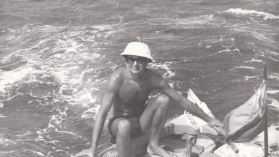 Плаването е осъществено на борда на спасителна лодка през 1974 г. Снимки Личен архив