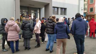 Днес и утре в Бургас украинци ще могат да подават заявление за статут пред мобилните екипи на Държавна агенция за бежанците. Снимка Архив Черноморие-бг