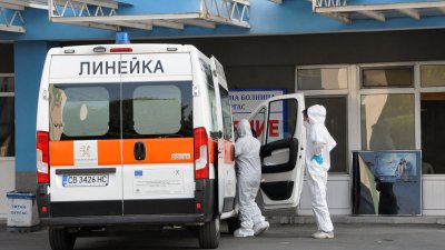 228 души са на лечение в болници в Бургас и региона. Снимка Черноморие-бг