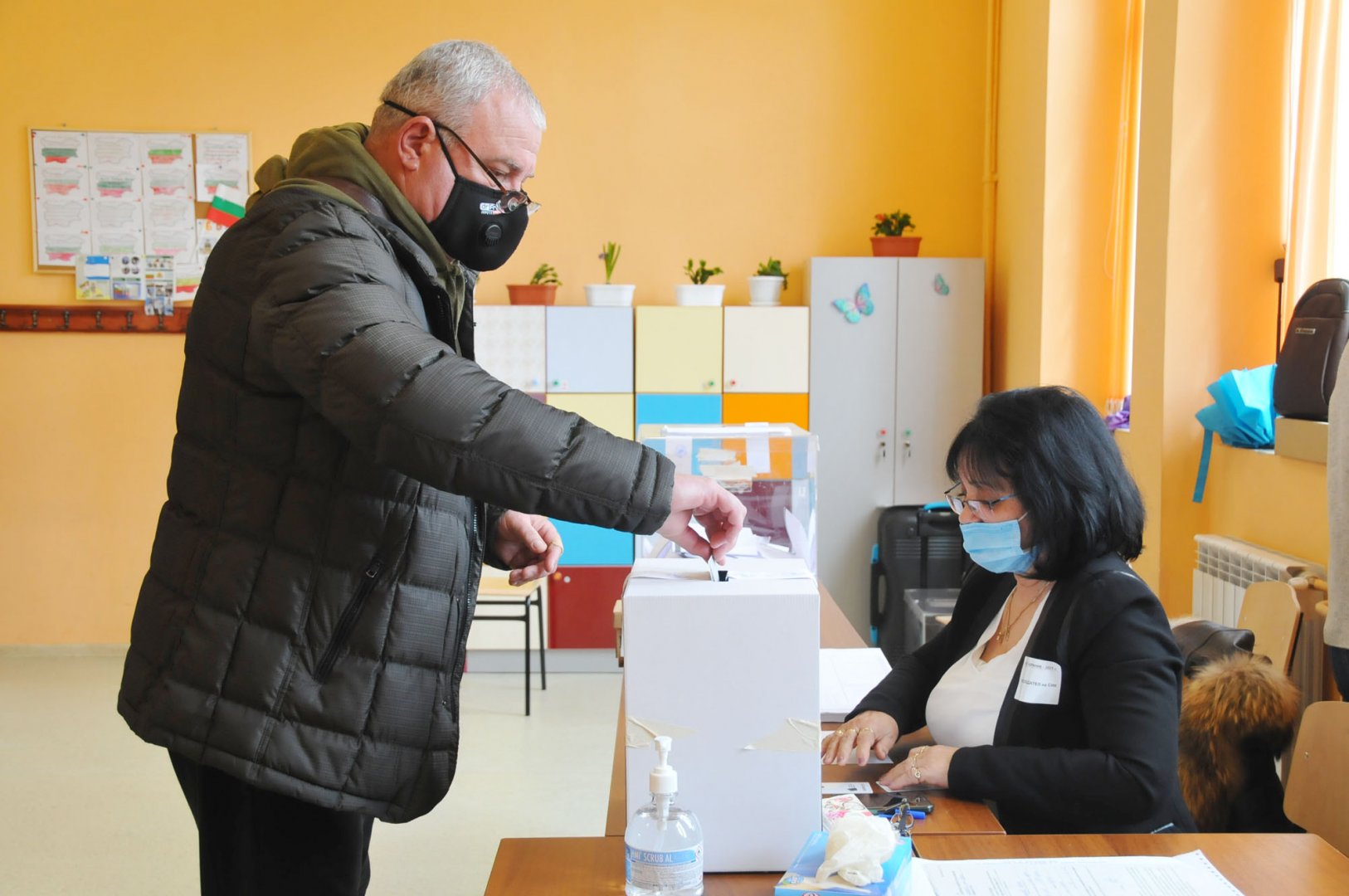 Избирателната активност в Бургас не успя да стигне 50%. Снимка Черноморие-бг