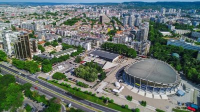 Средствата, залегнали в пректобюджета на общината, ще се инвестират в изграждането на чисто нови комплекси и реконструкцията на стадион Спартак