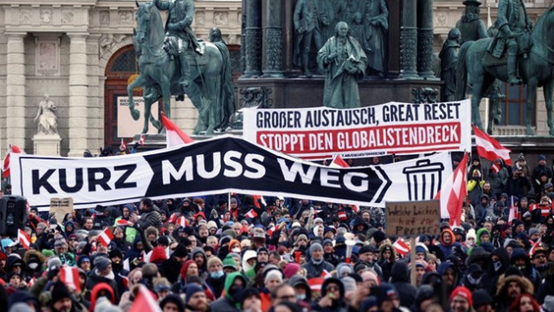 Преди два дни около 50 000 жители на Виена излязоха на протест срещу мерките в страната