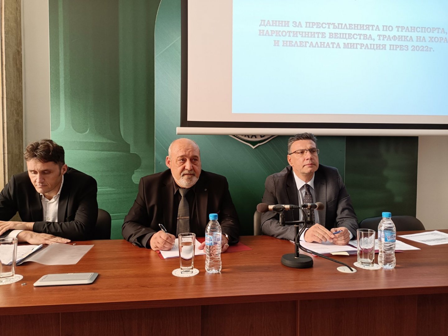 Срещата се проведе по инициатива на оОкръжния прокурор на Бургас – Георги Чинев (вдясно). Снимка Апелативна прокуратура