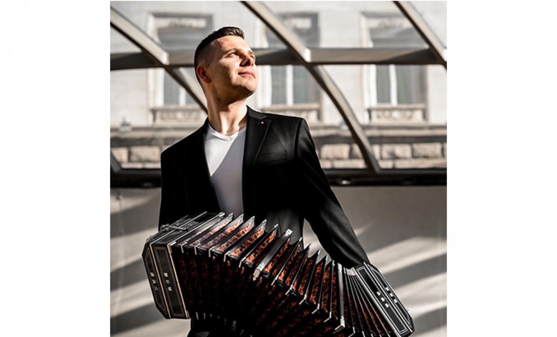 Бандонеонът е любим инструмент на Стоян Караиванов, който ще бъде солист на концерта в четвъртък
