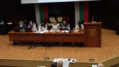 Докладните записки бяха разгледани на заседание на ресорната комисия в местния парламент. Снимка ОбС - Варна
