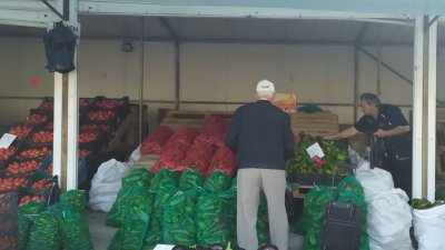 Проверките на борсите за плодове и зеленчуци в страната продължават. Снимката е илюстративна