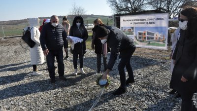 Кметът на Община Бургас Димитър Николов даде старт на строителните дейности. Снимки и визуализация Община Бургас