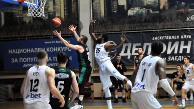 Баскетболният Черноморец има силен сезон