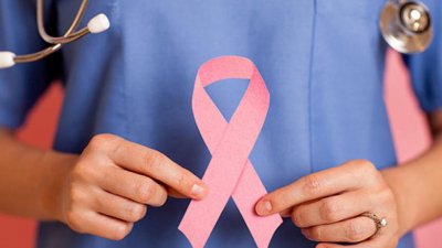 Всяка година през октомври се провежда кампания за профилактика за рак на гърдата. Снимката е илюстративна